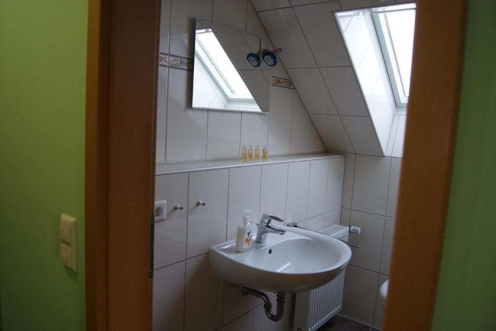 Gasthof & Pension Palmenhof Leegebruch Rum bild